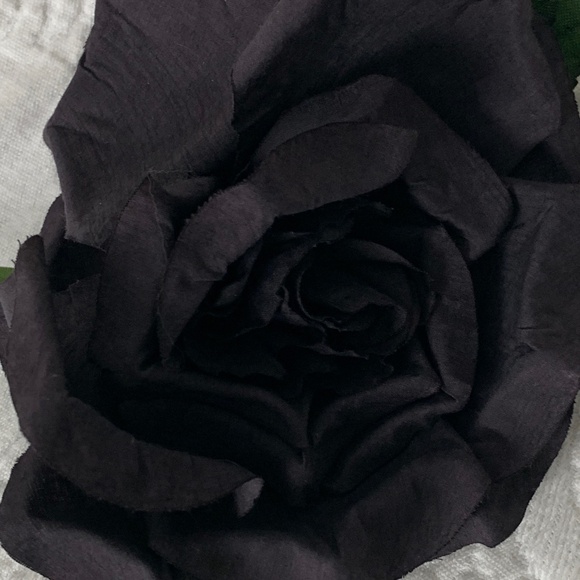 Bonwit Teller - Vintage 1980s Fabric Floral Brooch - Black - Picture 2 of 6